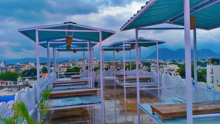 אודייפור Krishna Stay Guest House מראה חיצוני תמונה