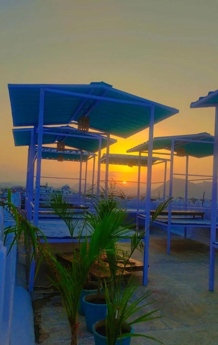 אודייפור Krishna Stay Guest House מראה חיצוני תמונה